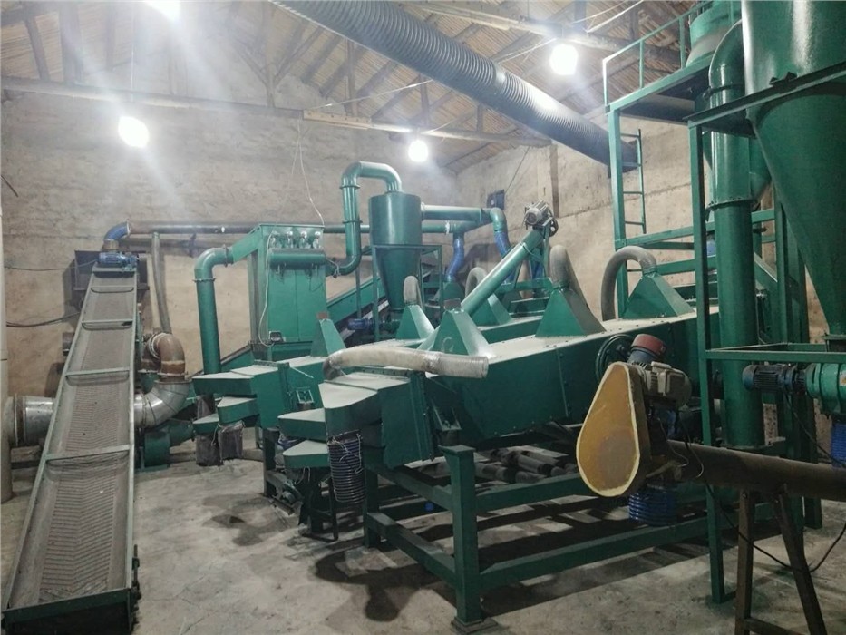 履銅板、PC板、邊角料回收設備 (3).jpg