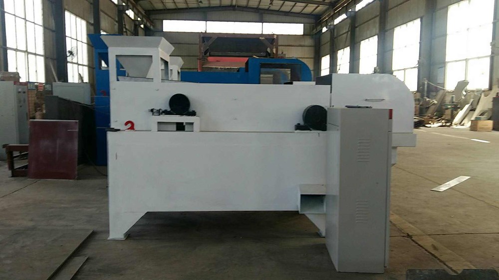 渦電流分選機.jpg 渦電流分選機.jpg