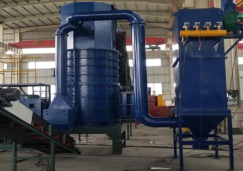 錘式破碎機.jpg 錘式破碎機.jpg